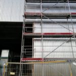 Außenschale Trapezblechfassade Aluminium stucco Öffnung für Rolltore