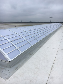 Fertige Wärmeabzugsfläche mit Durchsturzsicherung, Dachsysteme Rudolph Gmbh, Dächer, Fassadenbau, Industriebau